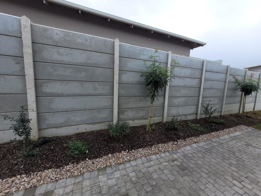 3 Bedroom Property for Sale in Mooikloof Country Estate Western Cape
